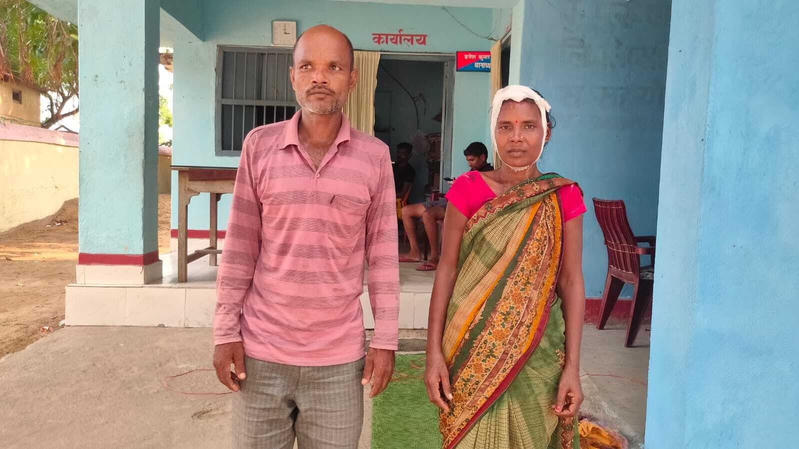 खौजरीडीह में महिला के साथ मारपीट