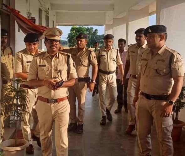 हत्या व लूट की घटनाओं पर एसपी सख्त, थानेदारों को दी चेतावनी