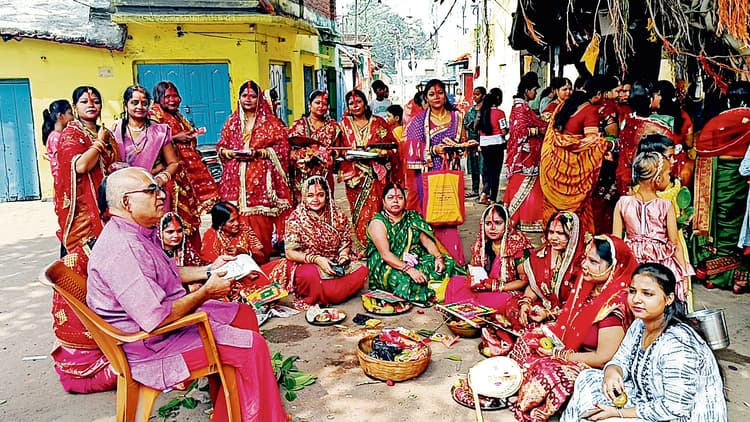 आसनसोल : वट सावित्री की पूजा की