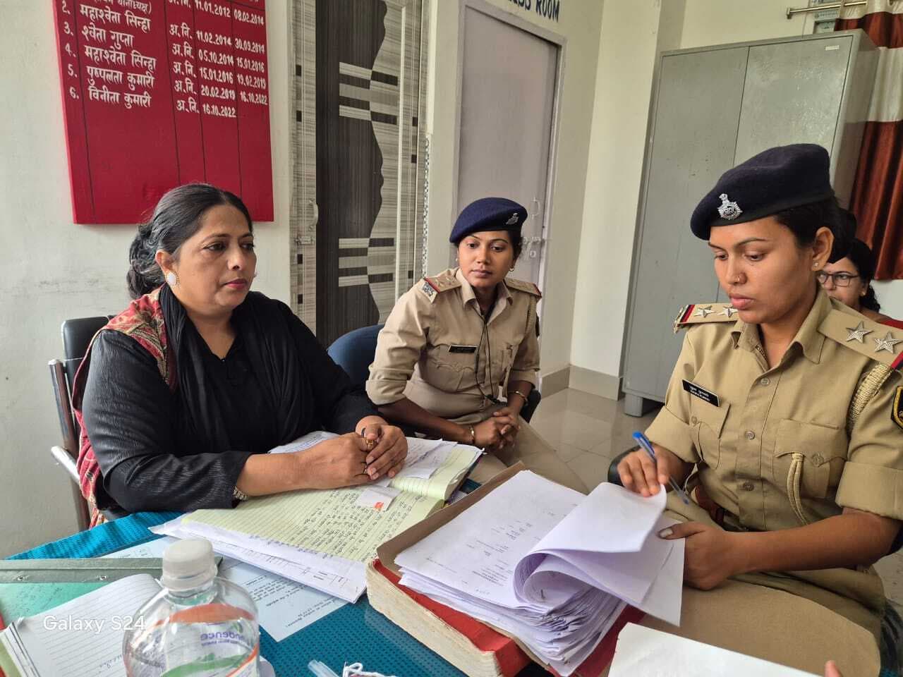 पुलिस परामर्श केंद्र में 3 मामले निष्पादित