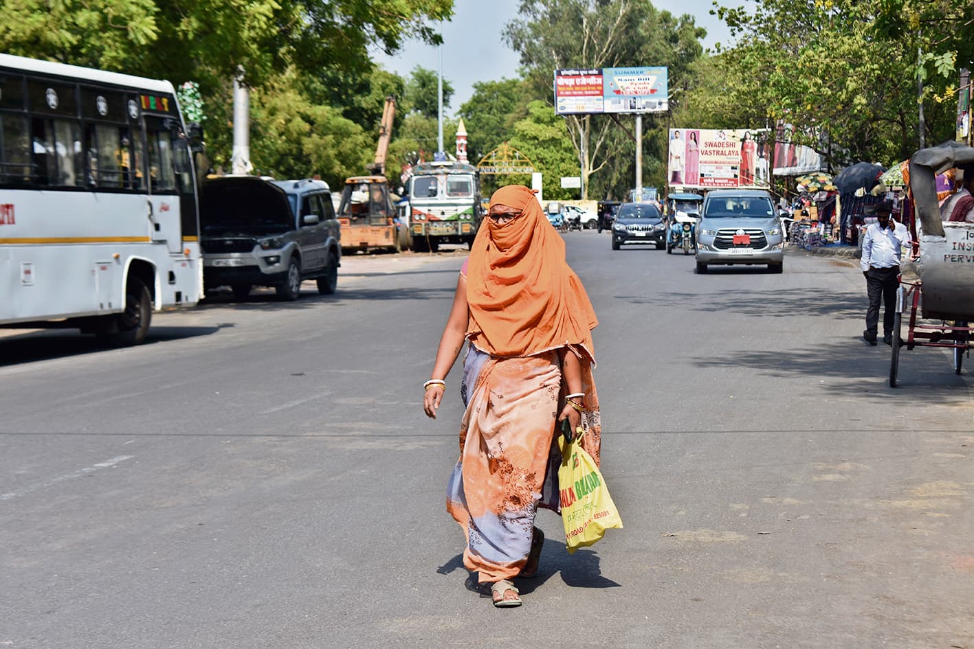 भीषण गर्मी ने किया बेहाल, दो और दिनों तक हीट वेव