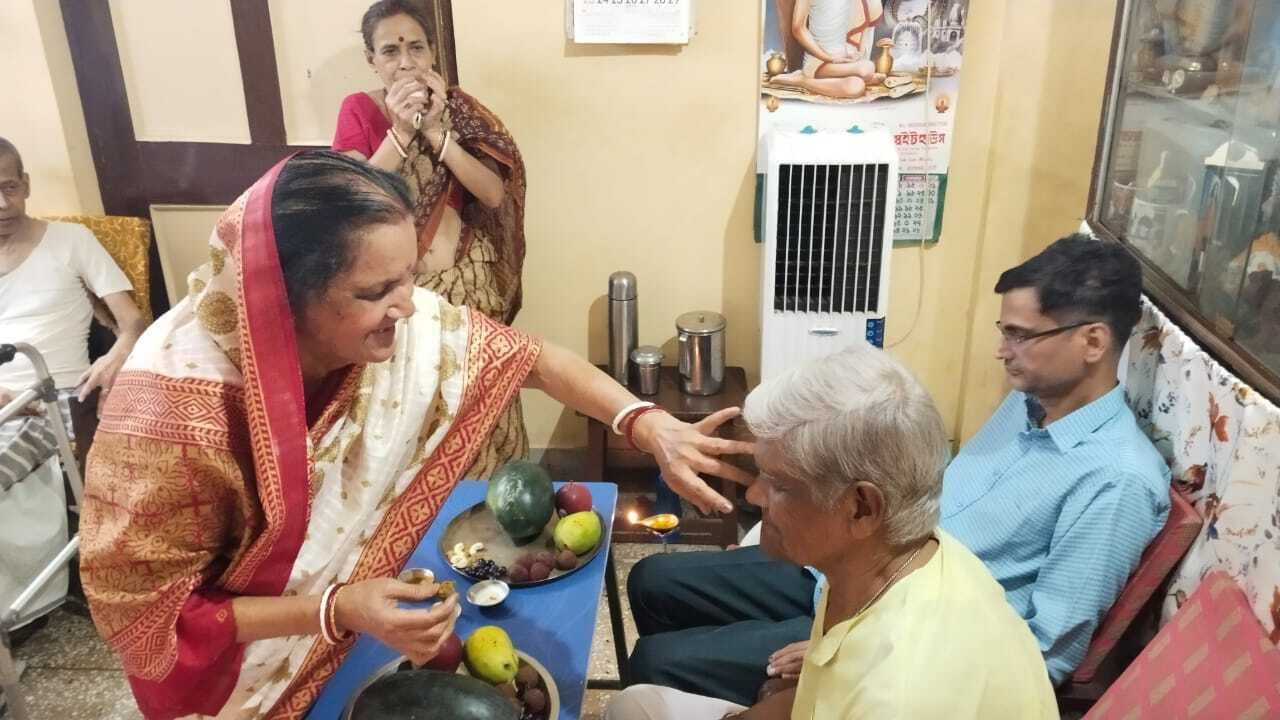 जमाई षष्ठी पर बंग समाज में दामाद की खूब खातिरदारी