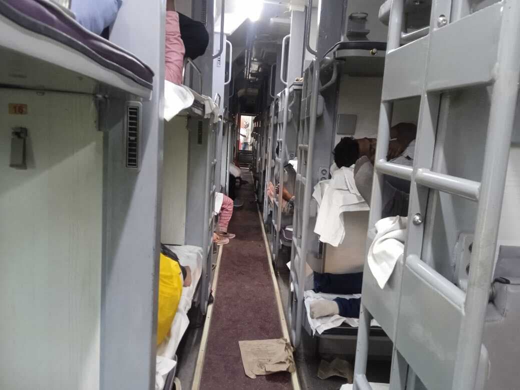 सहरसा-राजेंद्र नगर इंटरसिटी एक्सप्रेस ट्रेन का एसी फेल