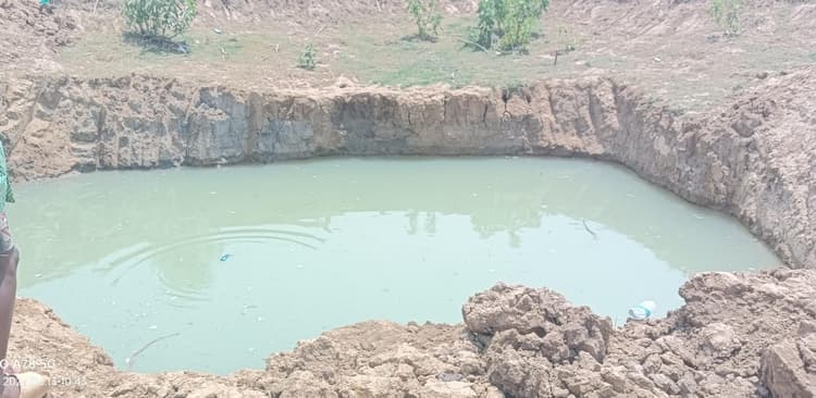 इचाक में डोभा में डूबने से बच्ची की मौत