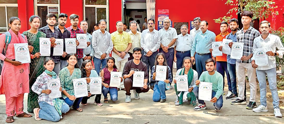 राष्ट्रीय साहसिक शिविर में शामिल हुए रांची विवि के छात्र