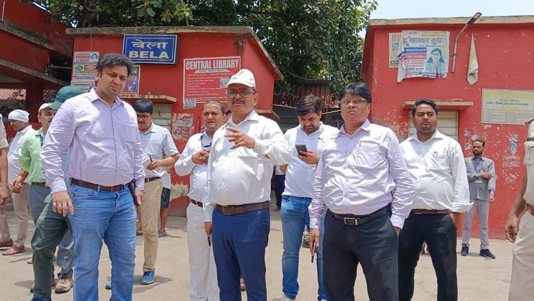 यात्रियों की सुविधाओं पर रखें विशेष ध्यान : डीआरएम