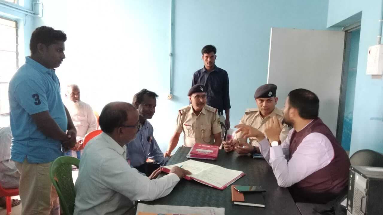 भूमि विवाद के दो मामले निष्पादित