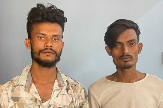 आजादनगर से टाटा सूमो की चोरी, चार घंटे में गिरिडीह में पकड़ाये दो बदमाश