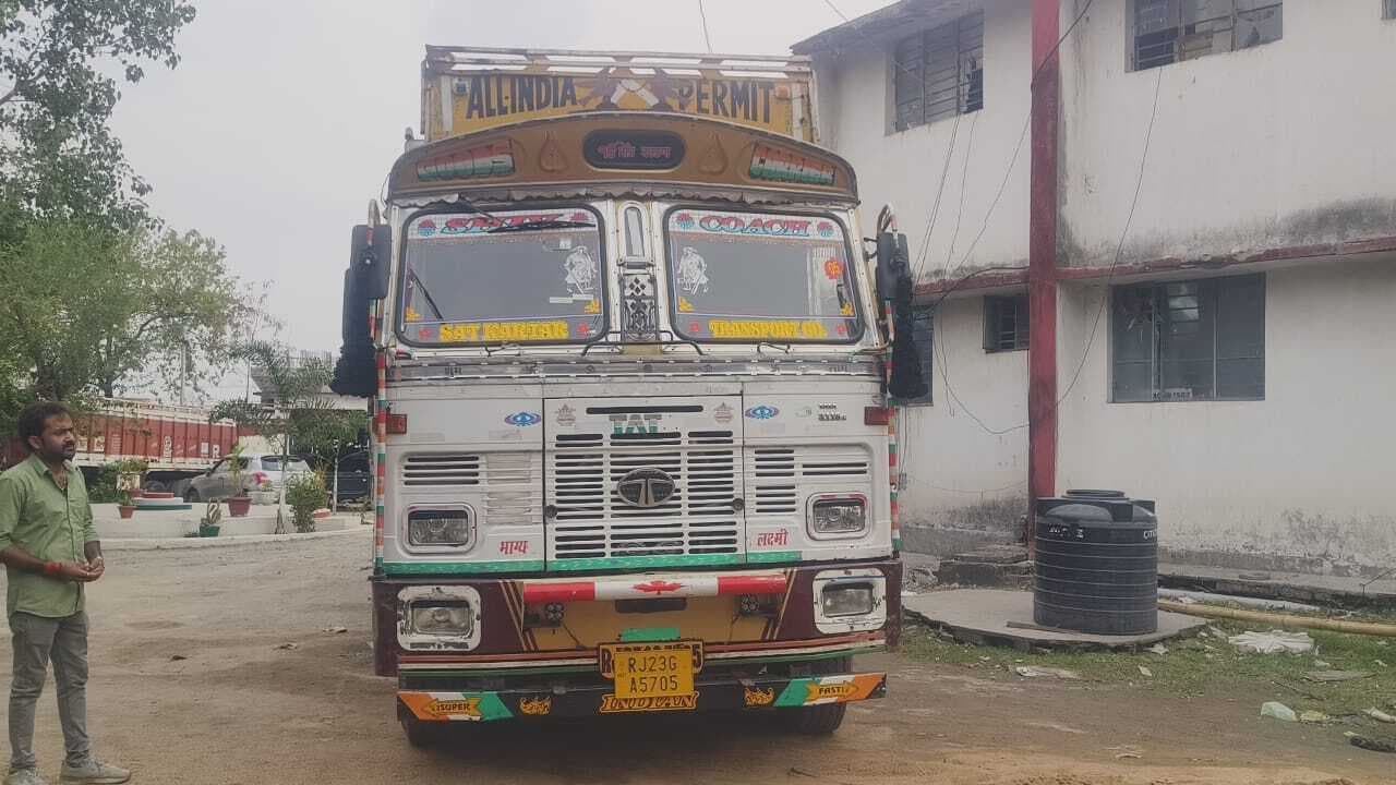 301 क्विंटल डोडा के साथ अंतरराज्यीय गिरोह के पांच तस्कर गिरफ्तार