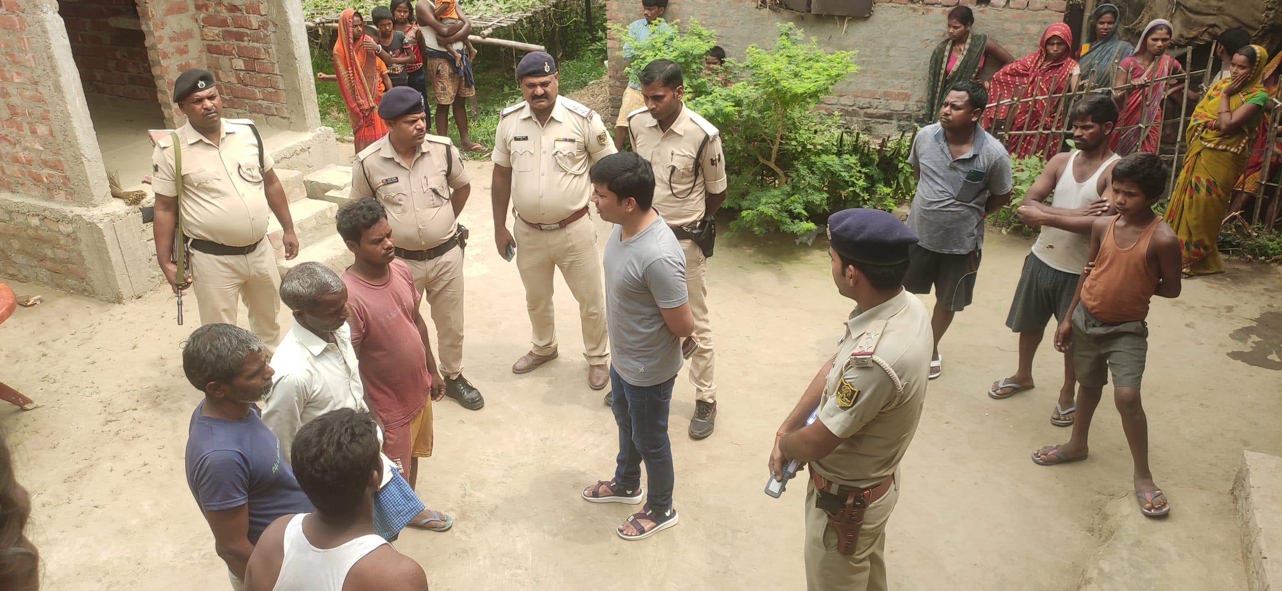 लीची के पेड़ से लटका युवती का शव की गु्त्थी को सुलझाने में जुटी पुलिस