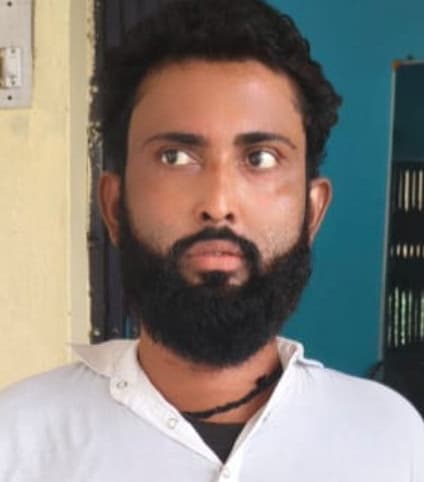 पुलिस को चकमा देकर फरार ठग धराया