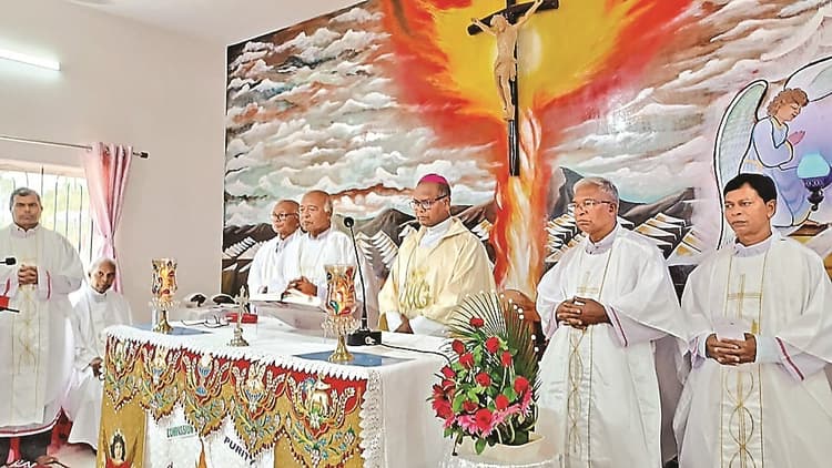 प्रेम परमेश्वर की सबसे बड़ी आज्ञा है : आर्चबिशप