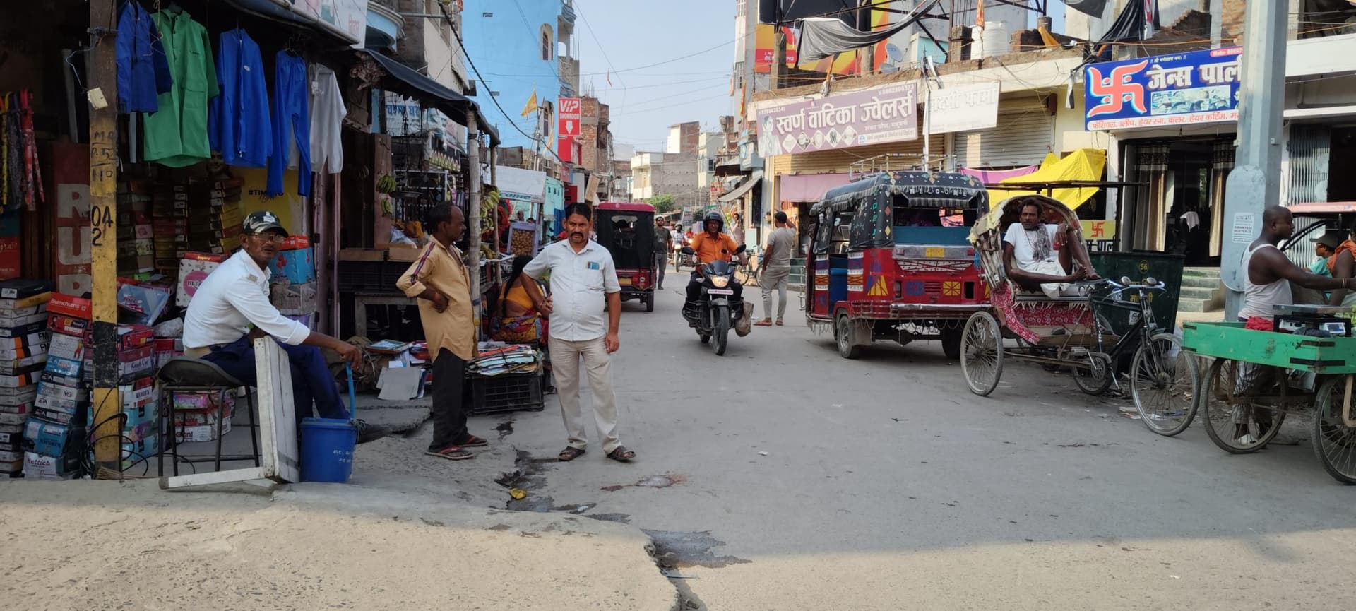 शहर में दो सड़क पर वन - वे सिस्टम लागू