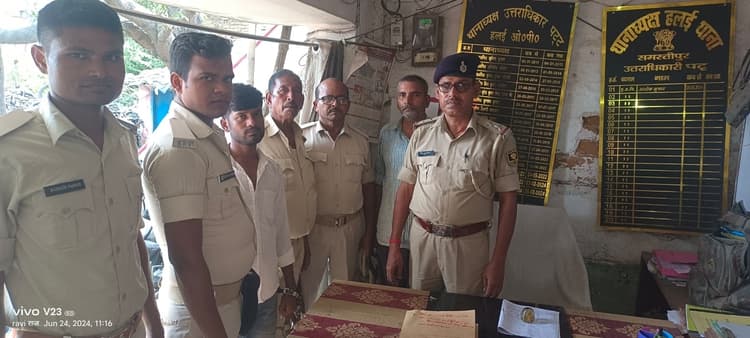 शराब तस्कर सहित दो गिरफ्तार, भेजा गया जेल