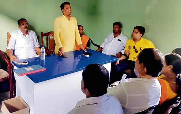 हूल और शहीद दिवस को लेकर विधायक ने की बैठक