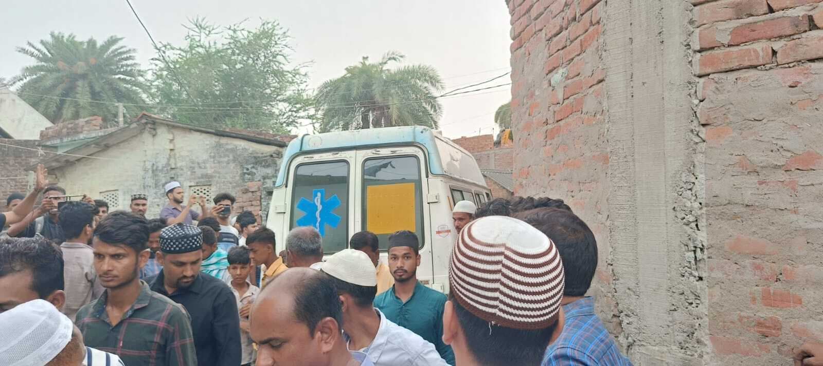 घटना के 13 दिनों बाद कुवैत से पहुंचा काले खां का शव, मचा कोहराम