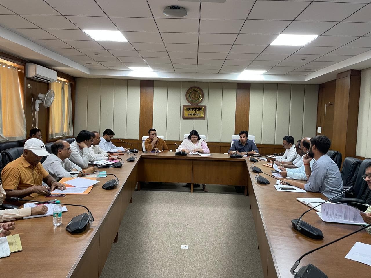 सरकारी जमीन पर अवैध अतिक्रमण पर सीओ तुरंत कार्रवाई करें : डीसी