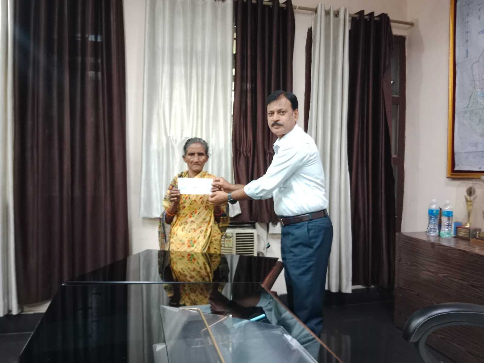 जामुनदोहर से 106 मकान खाली कराये गये