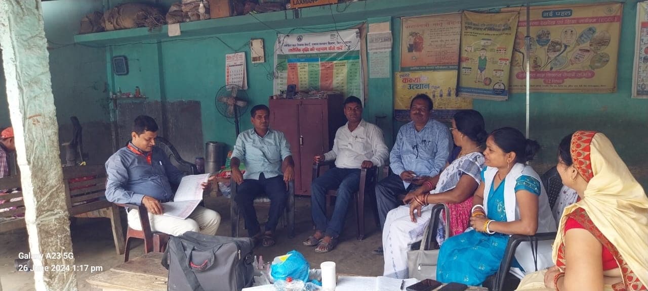 प्रभारी ने किया आरोग्य दिवस का निरीक्षण