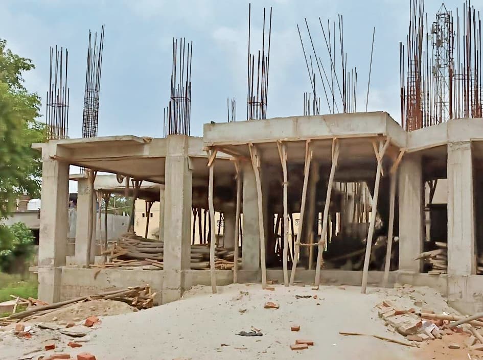 देश को पहला राष्ट्रपति देने वाला जिला स्कूल का हाल बेहाल, संकट में है उसका अस्तित्व