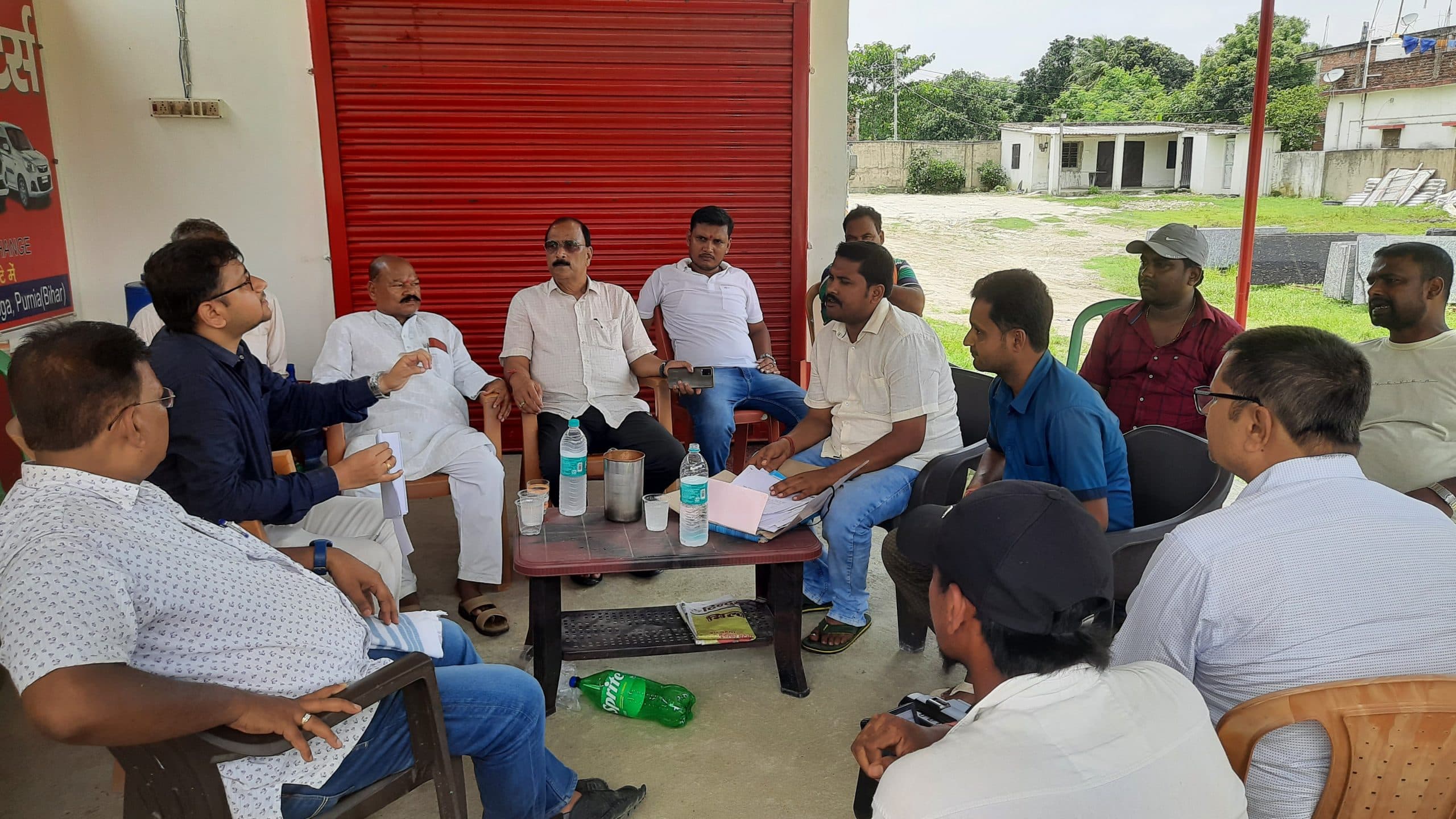 बायपास के लिए जमीन अधिकरण करने गये अधिकारी बैरंग वापस