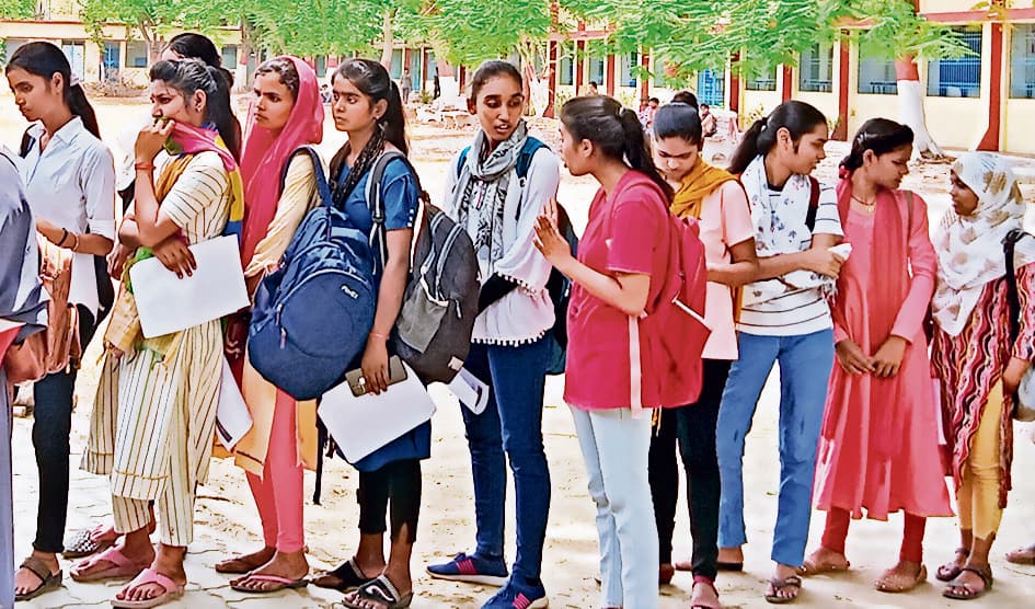 निर्धारित तिथि तक नामांकन नहीं कराने वाले छात्रों की रद्द होगी दावेदारी