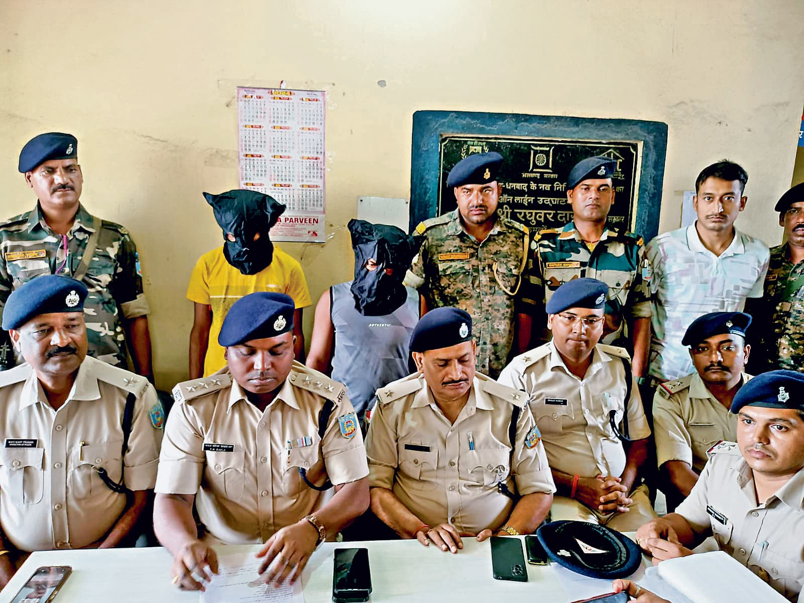 दूसरे राज्यों के चार बदमाश जामुड़िया व निरसा में अरेस्ट