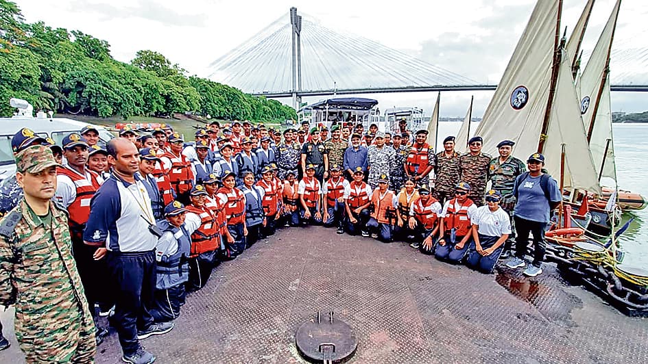 410 किमी की यात्रा पूरी कर कोलकाता पहुंचा कैडेट्स दल