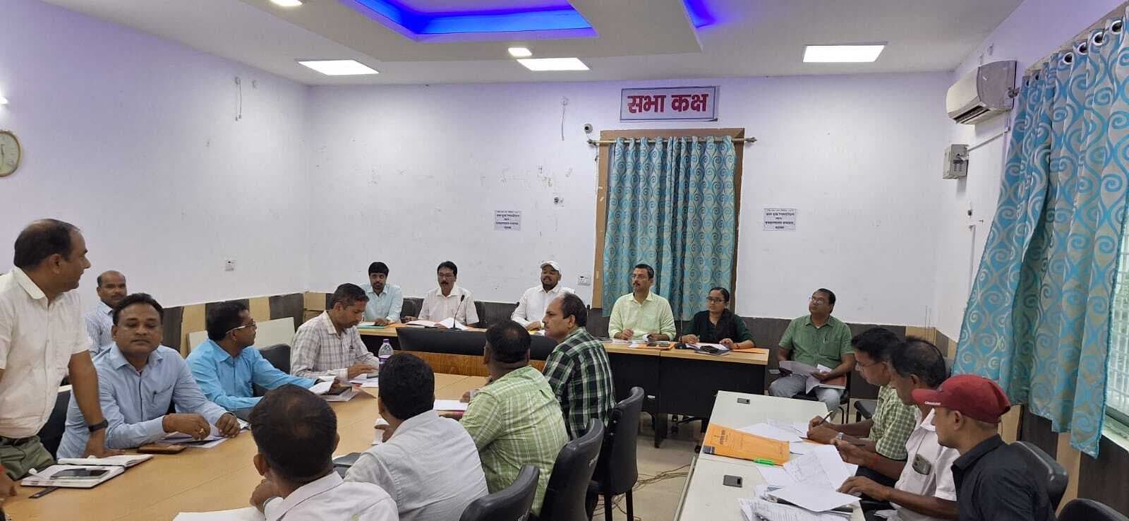 बाढ़ग्रस्त क्षेत्रों में सुरक्षित खाद्यान्न पहुंचाने का निर्देश