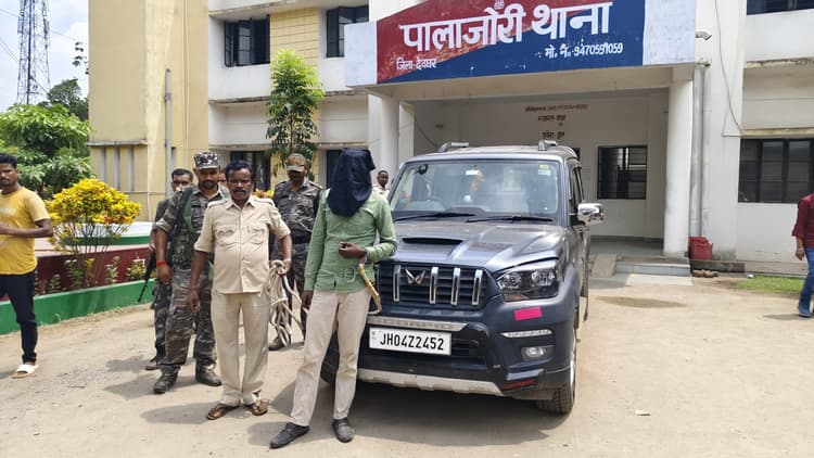 पालोजोरी पुलिस ने चार दिनों के अंदर स्कॉर्पियो लूट मामले का किया उद्भेदन