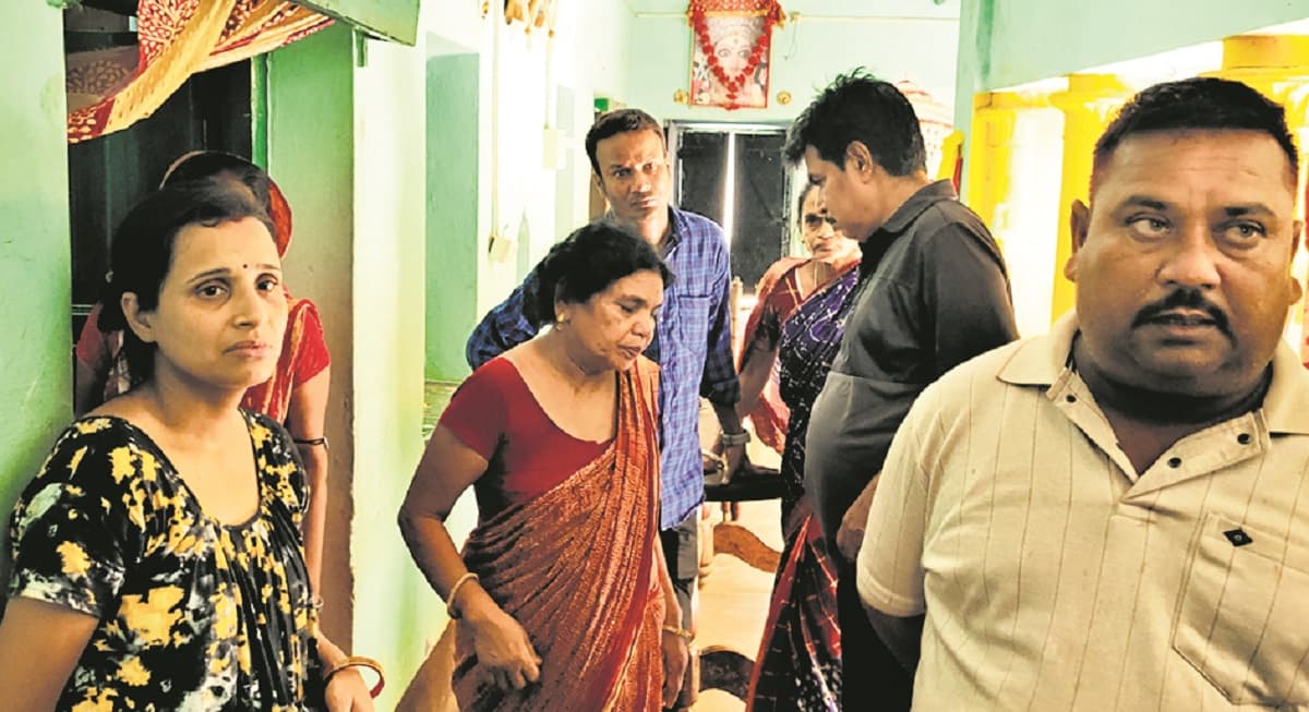 Jamui News : पति की मौत के बाद रो रही नीतू बयां भी नहीं कर पा रही अपना गम