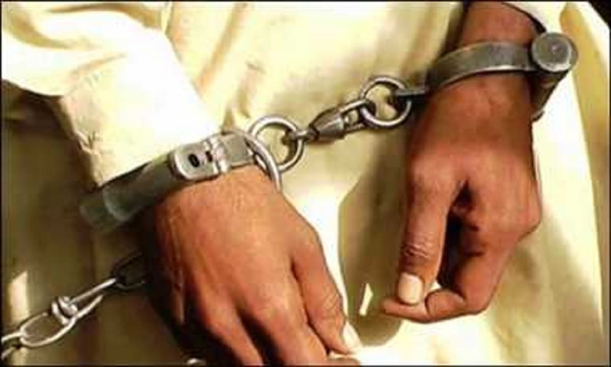 भागलपुर एयरपोर्ट सामूहिक दुष्कर्म मामला: फरार सोहित गिरफ्तार, सन्नी ने कोर्ट में किया सरेंडर