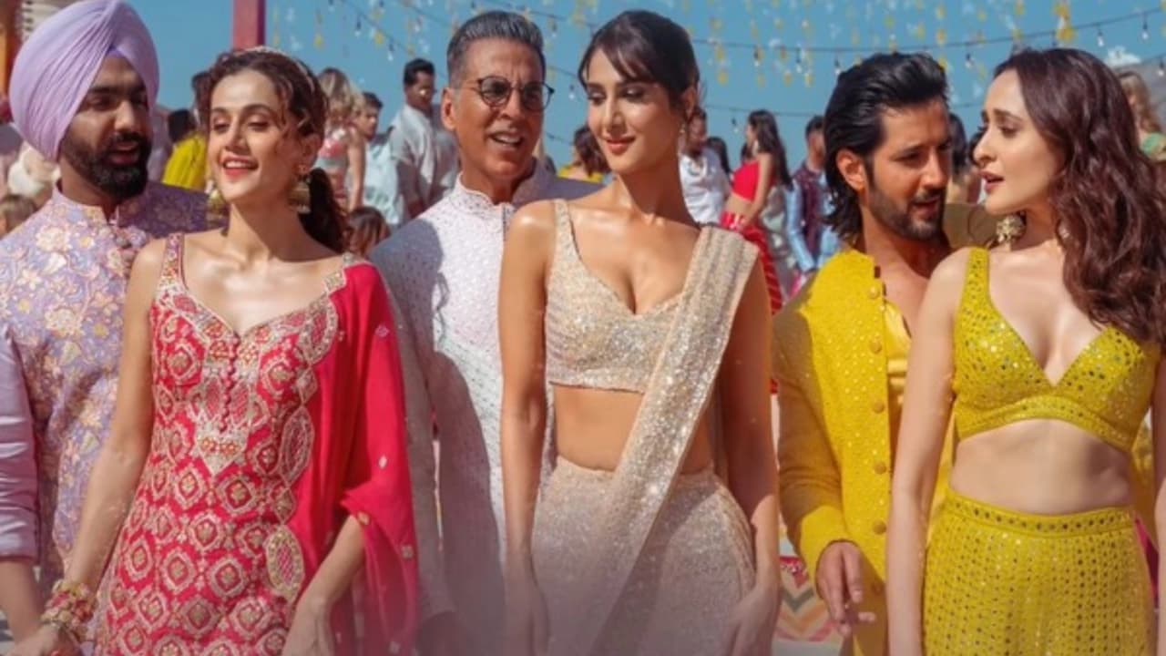 रिलीज हुआ Khel Khel Mein का पहला गाना, अक्षय कुमार का लुक देख सबके उड़ जाएंगे होश रिलीज हुआ Khel Khel Mein का पहला गाना, अक्षय कुमार का लुक देख सबके उड़ जाएंगे होश