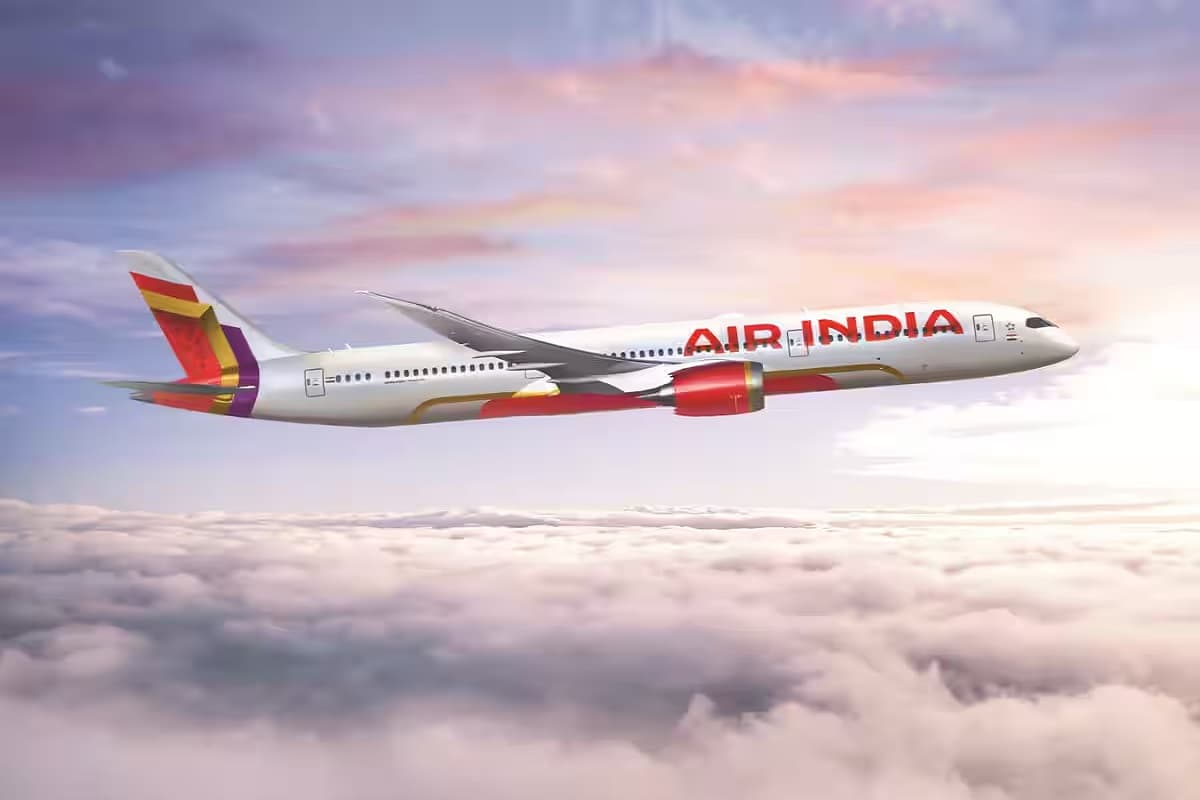 Air India: रूस में फंसे यात्रियों को लाने के लिए रिलीफ फ्लाइट भेजेगी एयर इंडिया