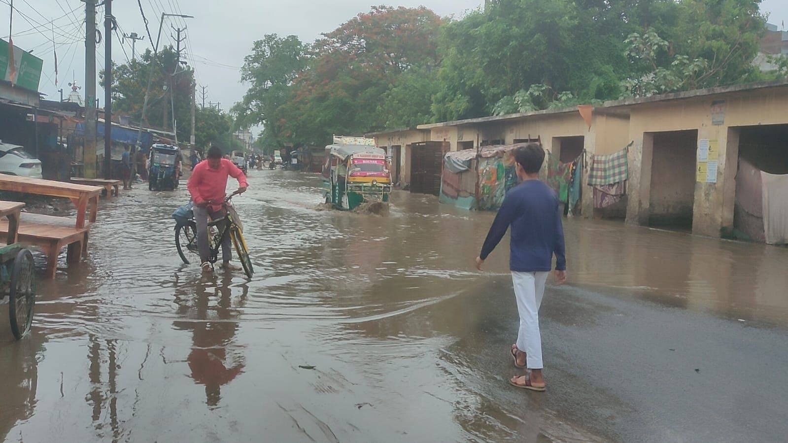 Jamui Weather: झमाझम बारिश से किसानों के चेहरे खिले, सदर अस्पताल परिसर बना तालाब