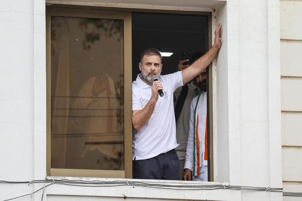 Rahul Gandhi in Manipur: गोलीबारी के बाद राहुल गांधी ने किया जिरीबाम में राहत शिविरों का दौरा