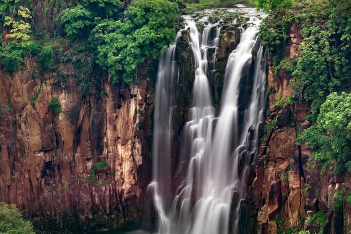 Monsoon Travel:मध्य प्रदेश में सबसे ऊंचाई से गिरने वाले जलप्रपात है चचाई और बहुती जलप्रपात