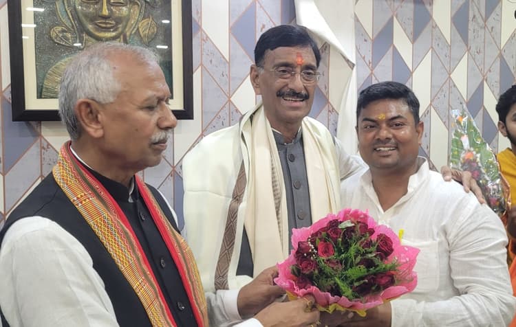 'यह नये दौर का भारत.. हम ना किसी से डरते हैं, ना ही पीठ दिखाते हैं..' बिहार में बोले रक्षा राज्य मंत्री संजय सेठ