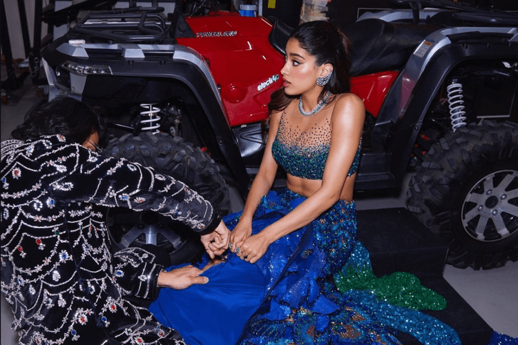 शिखर बने जान्हवी के 'लहंगा डॉक्टर', संगीत में किया ऐसा जुगाड़ कि सबने कहा 'वाह'!