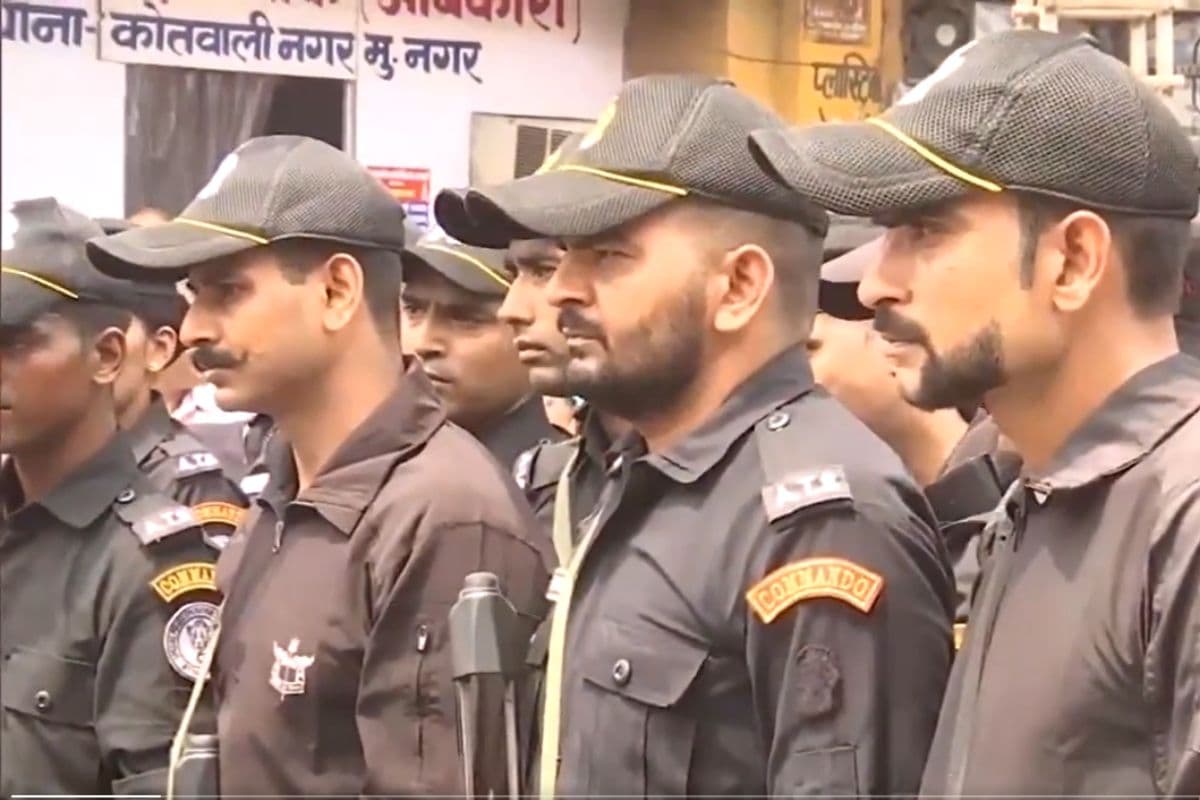 Kanwar Yatra: अप्रिय घटना रोकने के लिए मुजफ्फरनगर में एटीएस के कमांडो तैनात, डीएम ने किया पैदल मार्च