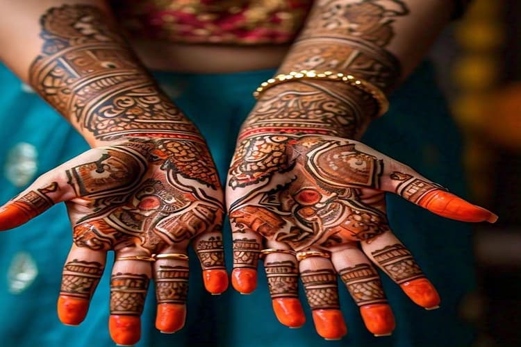 Sawan latest Mehendi Design: इस सावन आपके हाथों पर खूब जाचेगी ये ट्रेंडी मेहंदी डिजाइन