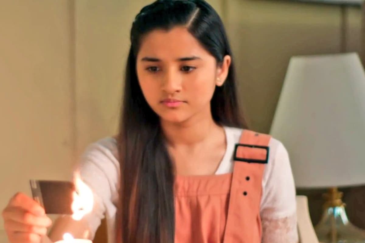 Anupama Twist: अनुपमा और अनुज की जिंदगी बर्बाद करने लौटा ये पुराना दुश्मन, आध्या को मिली नयी पहचान