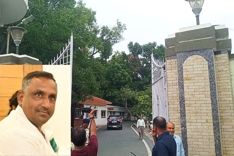 Jharkhand Politics: रांची में सीएम आवास पर झामुमो-कांग्रेस-राजद विधायकों का जुटान, क्या बोले बन्ना गुप्ता?