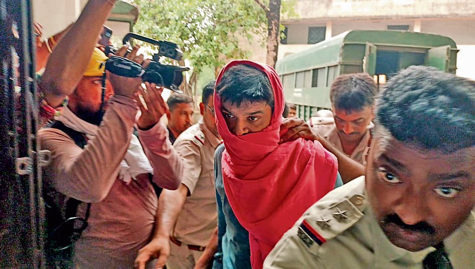 व्यवसायी के घर डकैती के आरोपी सुबोध सिंह को आज पेश किया जायेगा एडीजे-एक की अदालत में