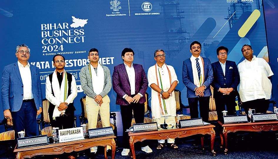 पहले बिहार आयें, माहौल देखें फिर निवेश करें : नीतीश मिश्र