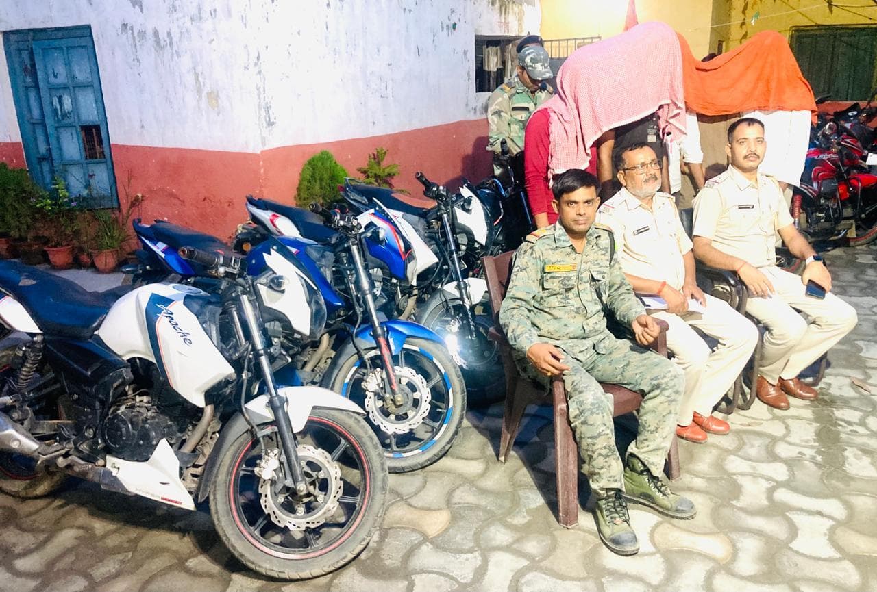 बाइक चोर के अंतरजिला गिरोह के पांच सदस्य गिरफ्तार