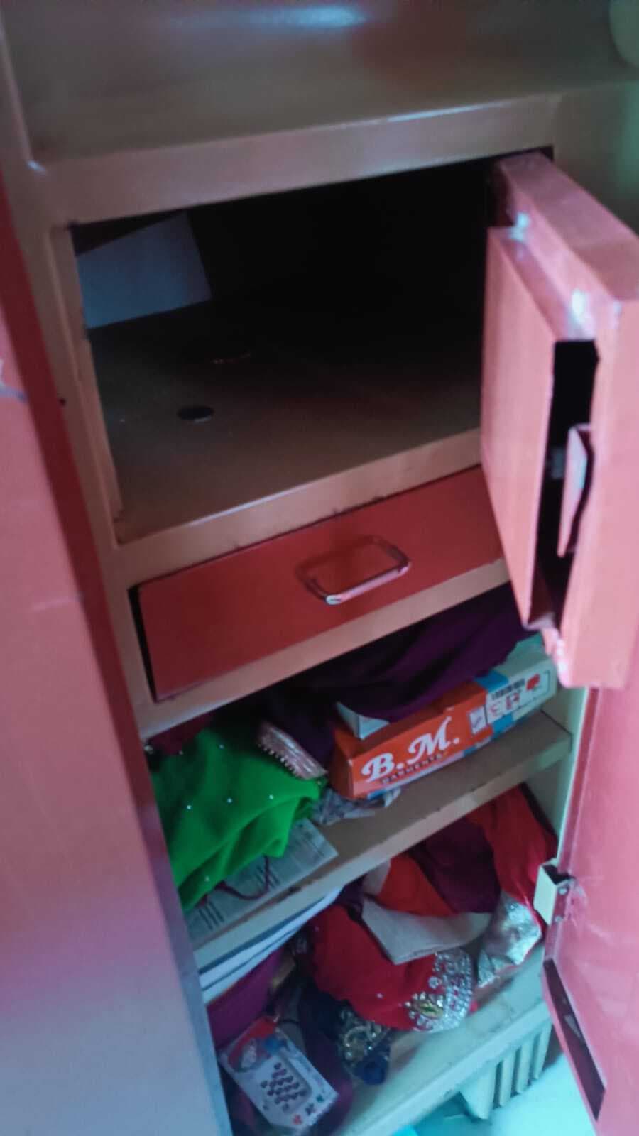 बेऊर में घर से दिनदहाड़े दस लाख की चोरी