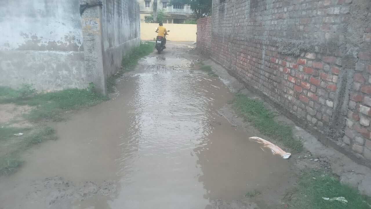 हनुमानबाग में जलजमाव से लोगों की बढ़ी परेशानी