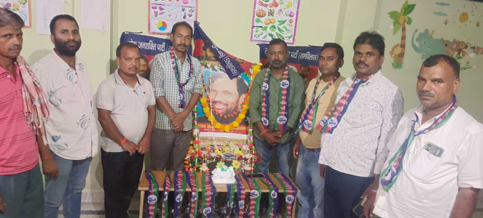 जयंती पर याद किये गये रामविलास पासवान