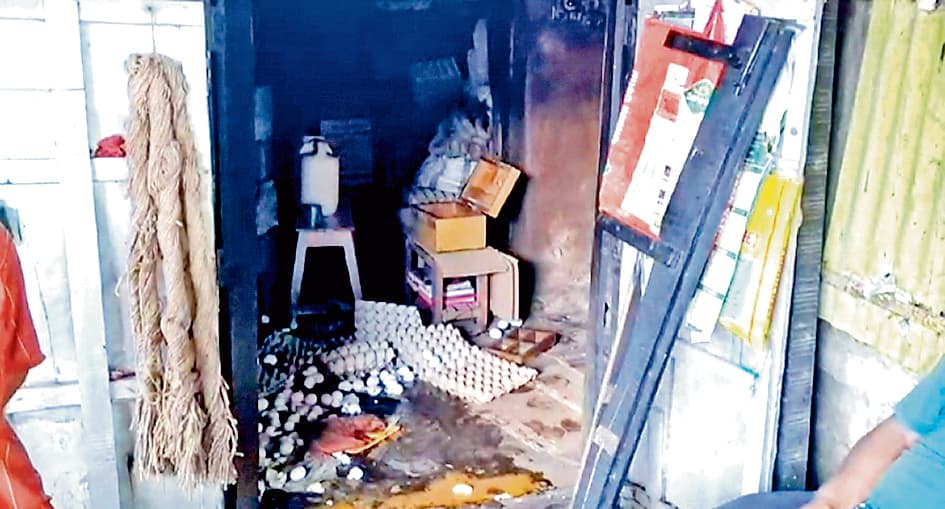 कई दुकानों में चोरी से व्यवसायी आतंकित